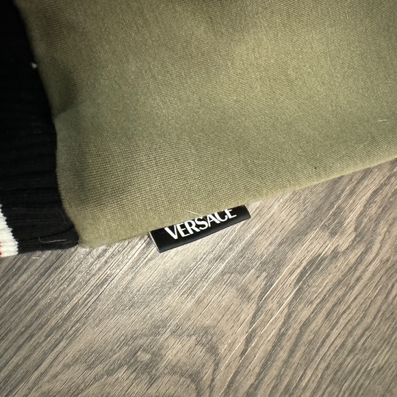 Versace Medusa Logo Crewneck Sweatshirt - Picture 13 of 13